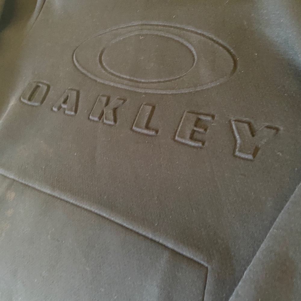 Oakley Sweatshirt - Picture 3 of 6